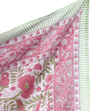 Sarong Rosa Blumen Muster – dünnes Strandtuch aus Baumwolle im Boho Stil