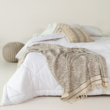 Indische Tagesdecke mit floralem Design - 100% weiche Baumwolle