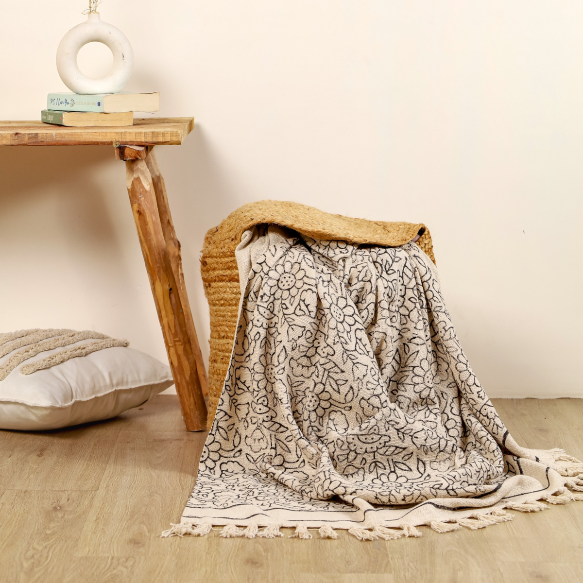 Indische Tagesdecke mit floralem Design - 100% weiche Baumwolle