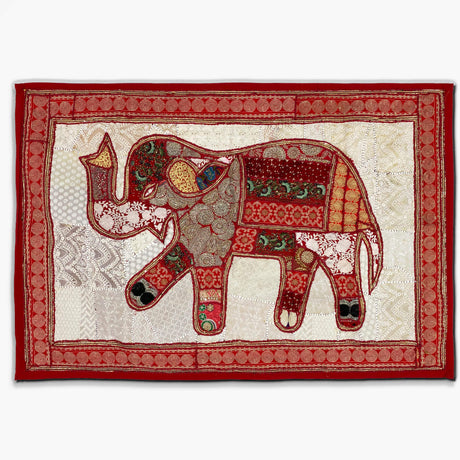 Wandteppich Elefant rot gold - Patchwork Wandbehang aus Indien