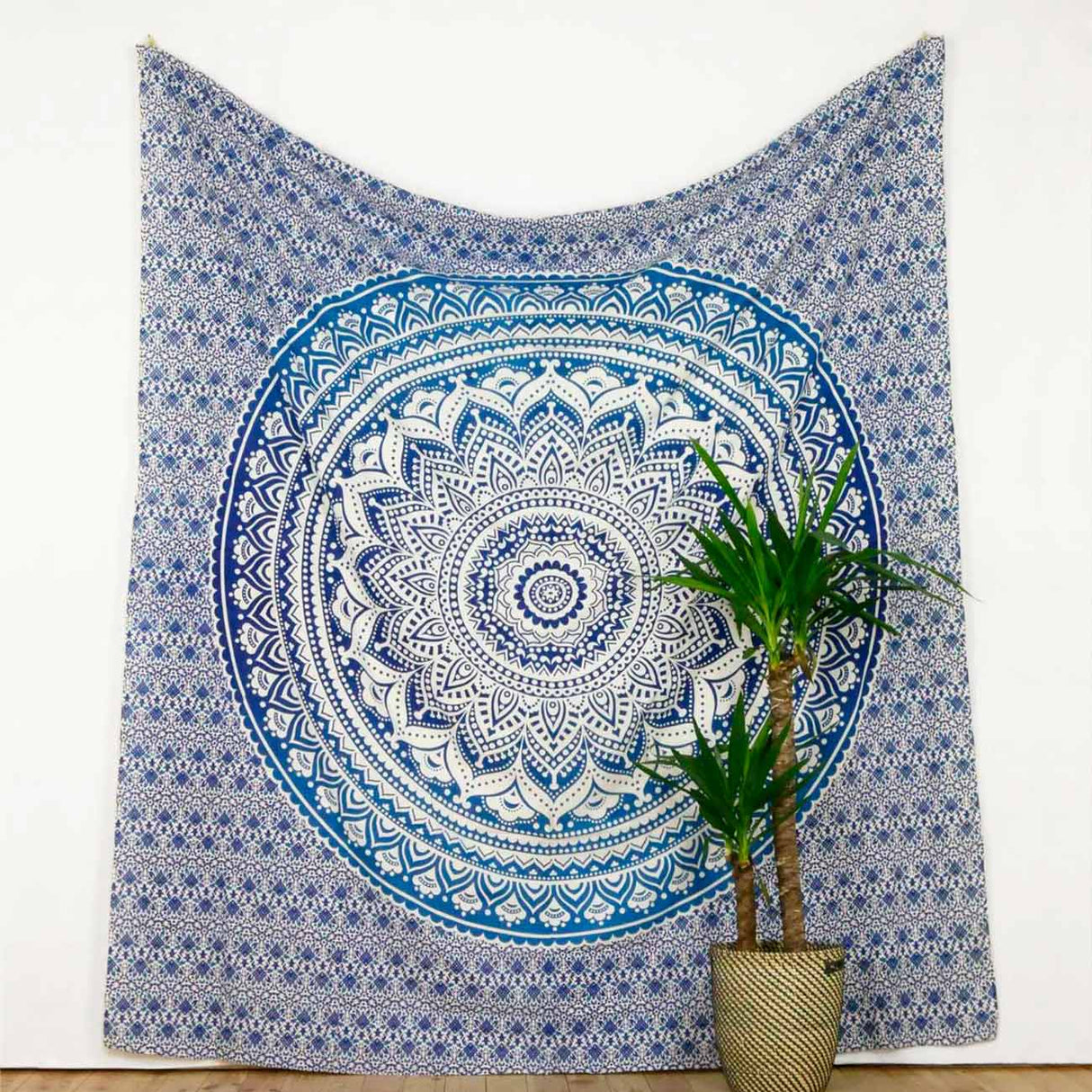 Wandtuch Ombre Mandala blau