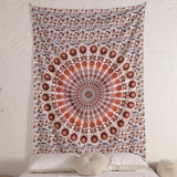 Wandtuch Pfauenfeder Mandala weiß orange, indischer Wandbehang mit floralem Muster