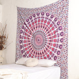 Wandtuch Pfauenfeder Mandala weiß rosa - Indischer Wandbehang mit floralem Muster