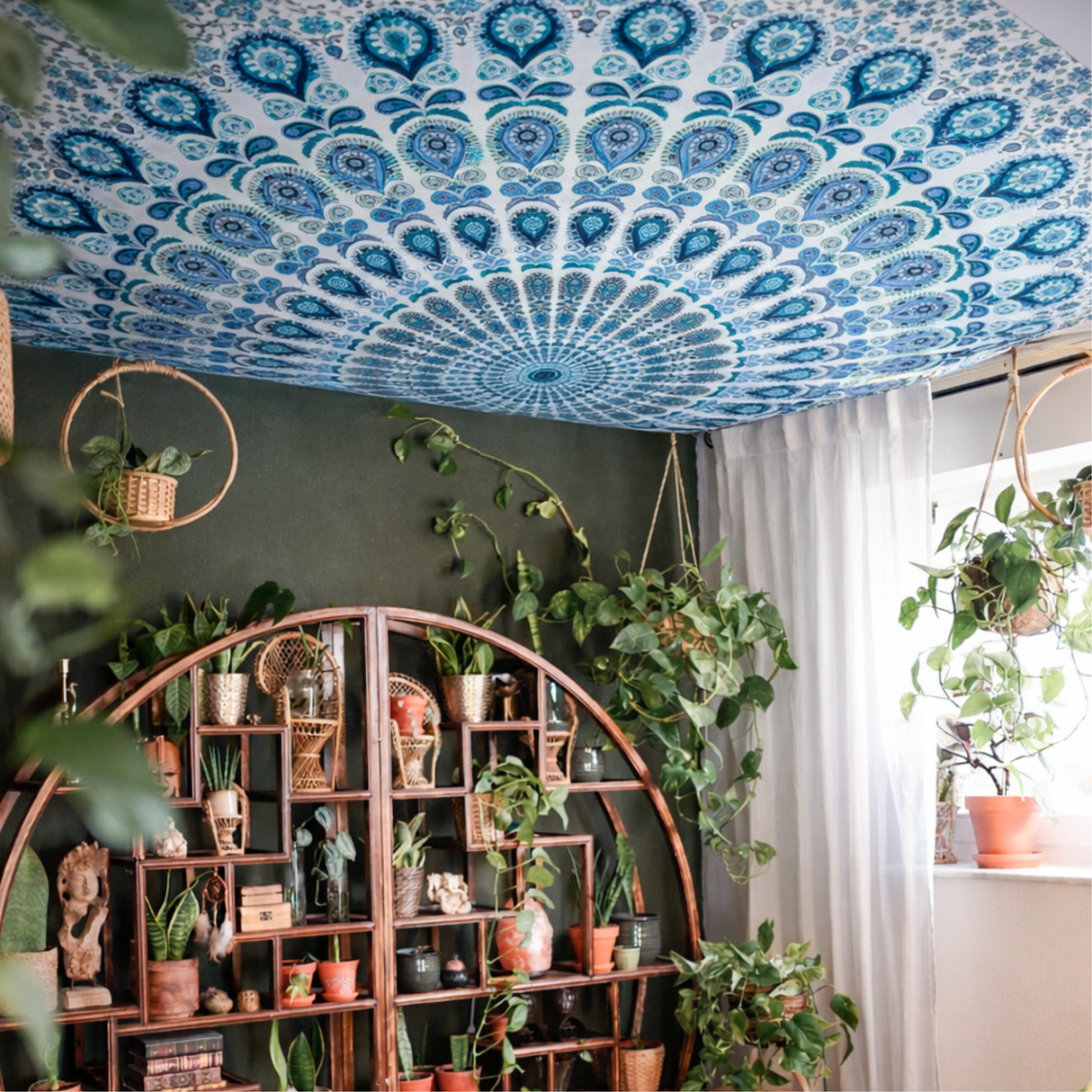 Wandtuch Pfauenfeder Mandala weiß blau
