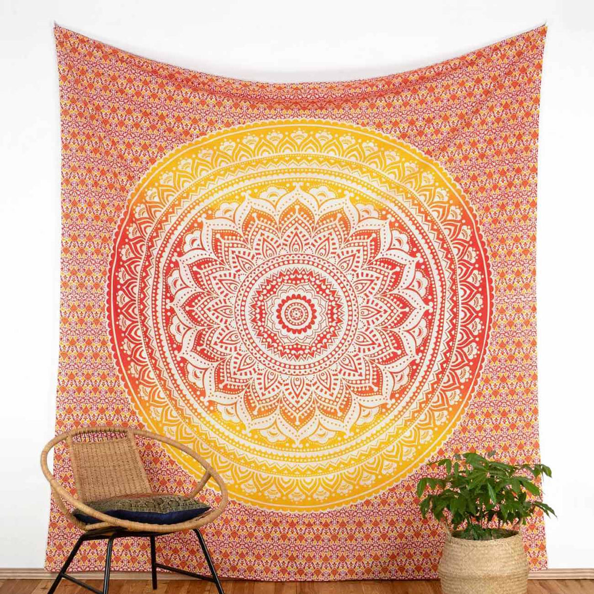 Wandtuch Ombre Mandala rot gelb