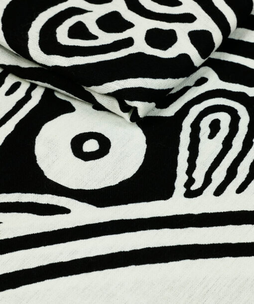 Wandtuch Yin & Yang schwarz weiß im Detail