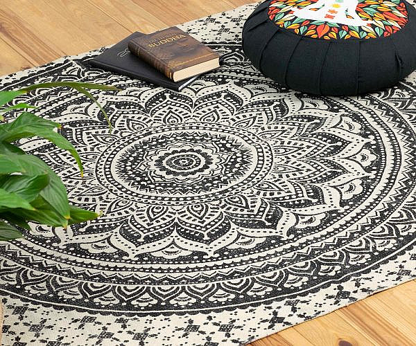 Yoga Teppich Ombre Mandala schwarz - groß ca. 120x200 cm