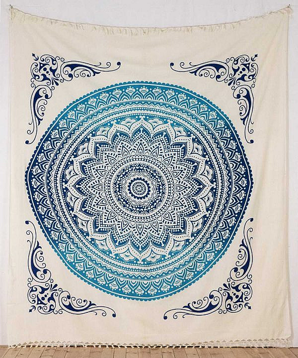 Indische Tagesdecke Ombre Mandala blau weiß - frei